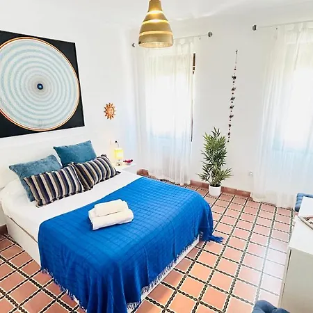 Hébergement de vacances Cozy Town House With Terrace And Free Wifi Ronda