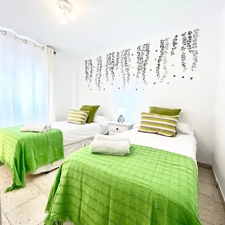 Hébergement de vacances Cozy Town House With Terrace And Free Wifi Ronda